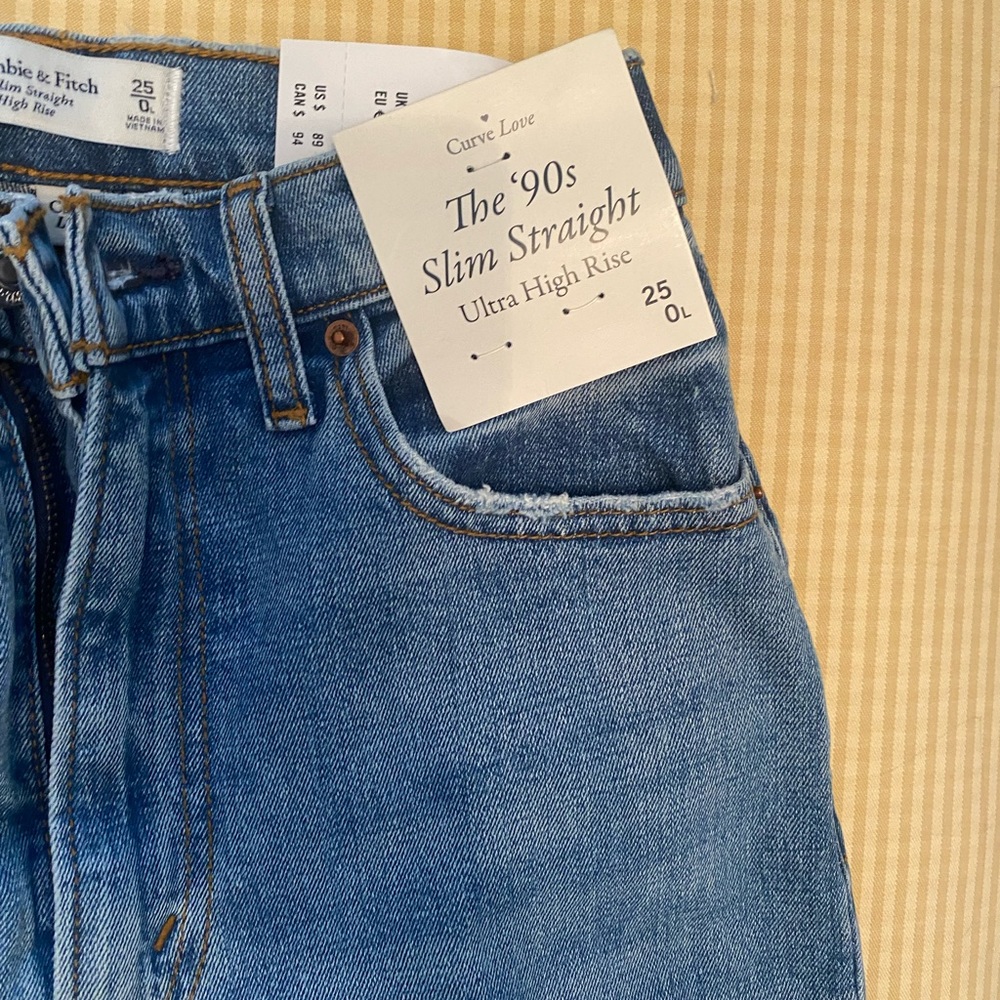Abercrombie and fitch A&F ultra high rise curve love jeans NWT